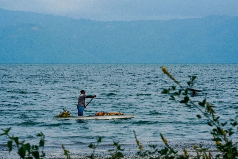 Lanchero del lago